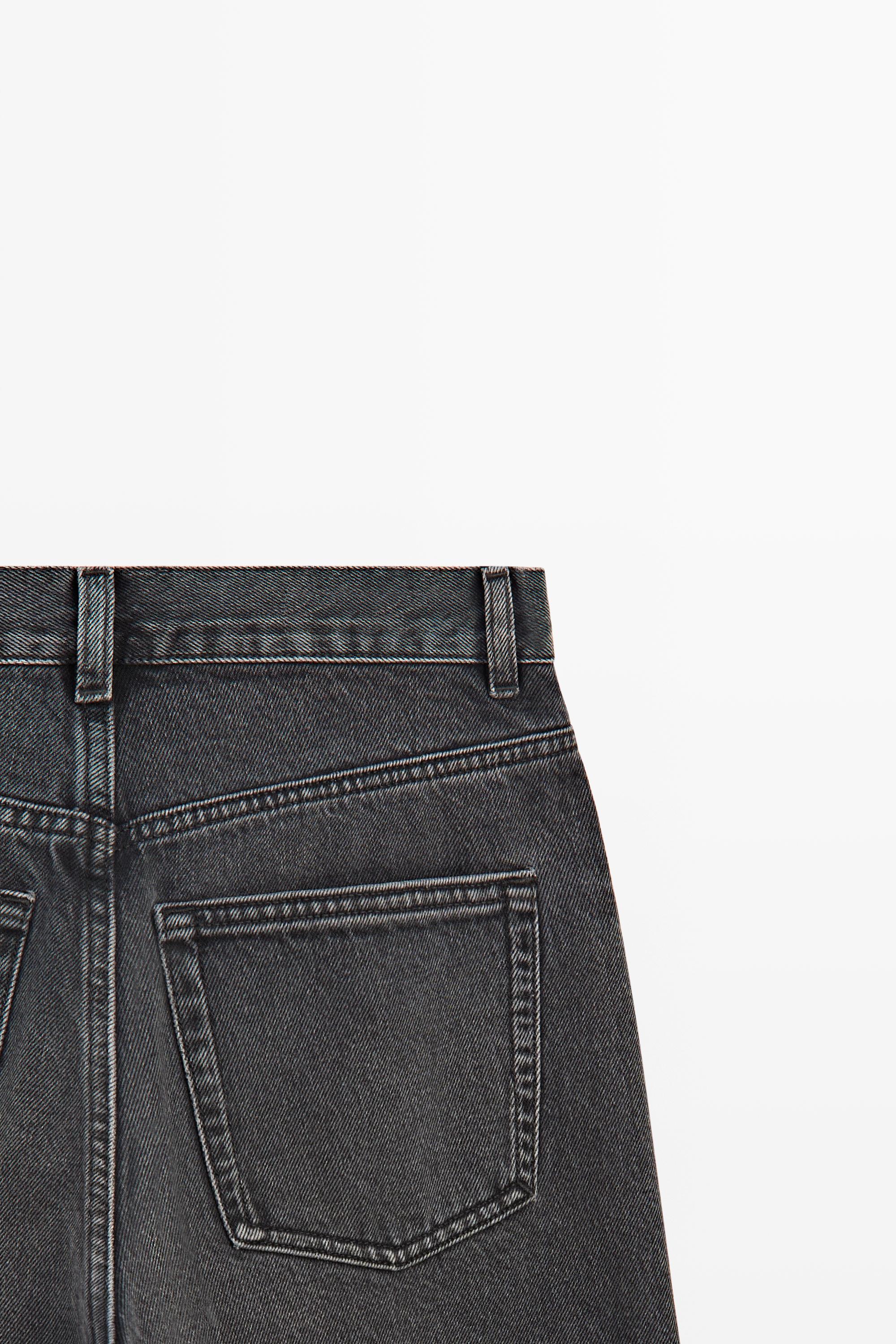 High-waist wide-leg jeans